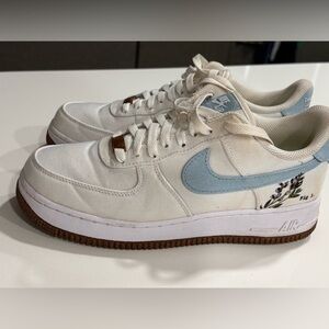 Nike Indigo Air Force 1 women’s sneakers Size 9